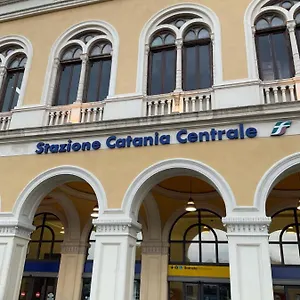 Casa Proserpina , Katánie Itálie