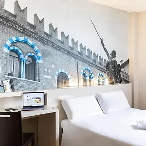 Отель B&B Hotel Verona
